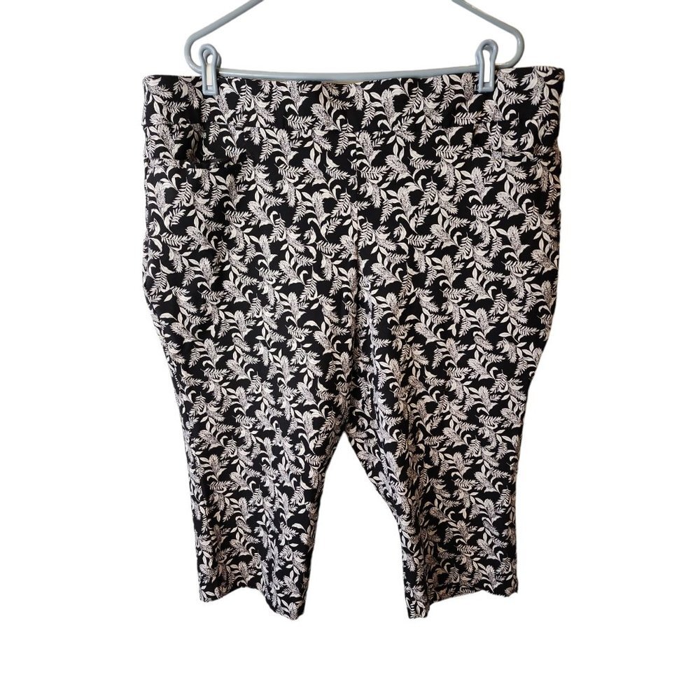 CJ Banks Plus Size 24W Womens Pants Black White Floral Pull On Capri